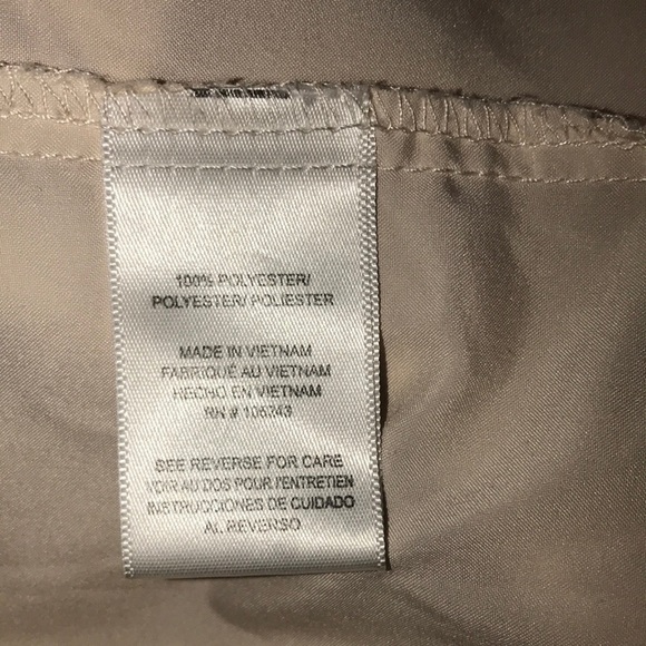 B Collection by Bobeau Mathilde Smocked Dress Cream Size Small - Picture 7 of 8